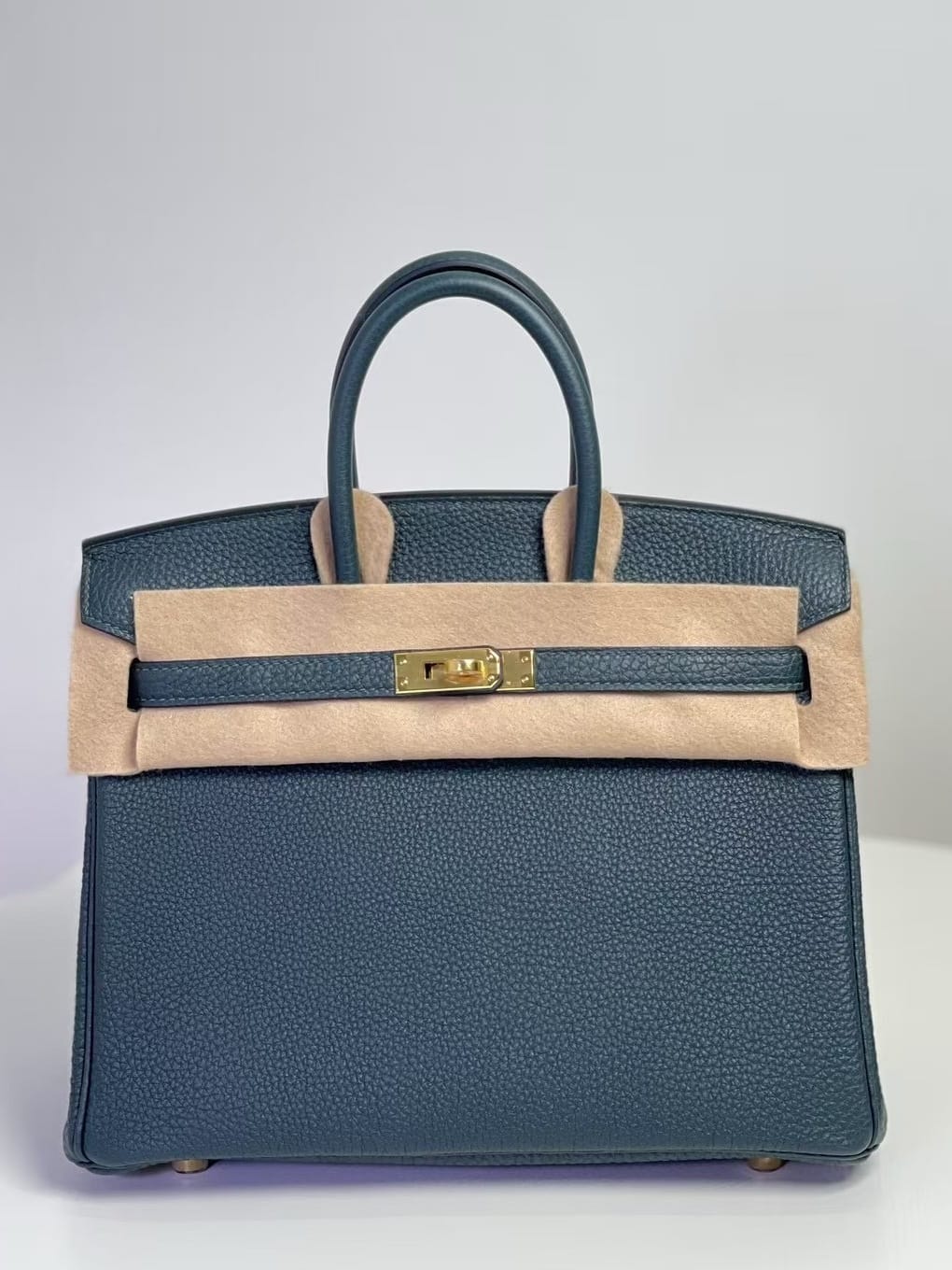 Hermès Birkin 25 Rousseau Green Togo Leather Handbag Gold Hardware