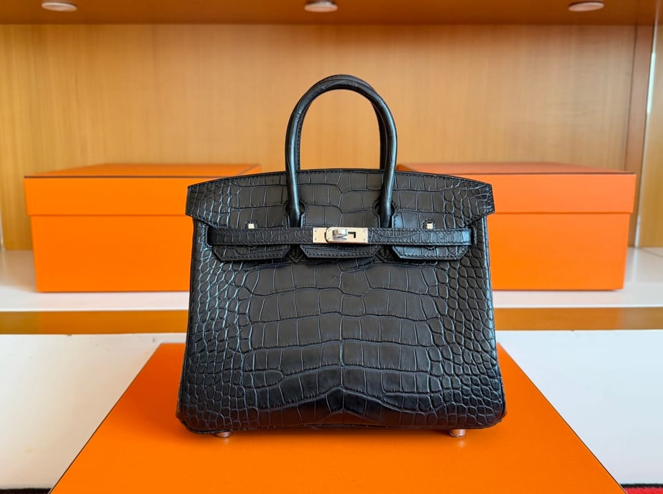 Hermès Birkin 25 Noir（Black） Matte Alligator Leather Handbag Palladium Hardware 89